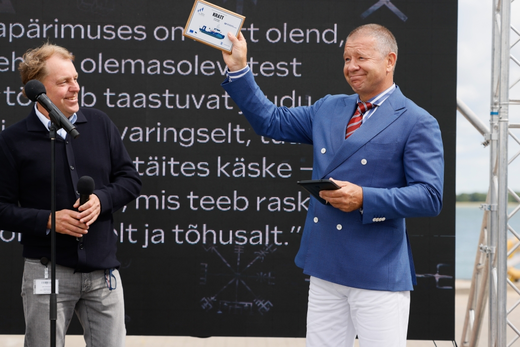 Uue mitmeotstarbelise töölaeva KRATT ristimistseremoonia